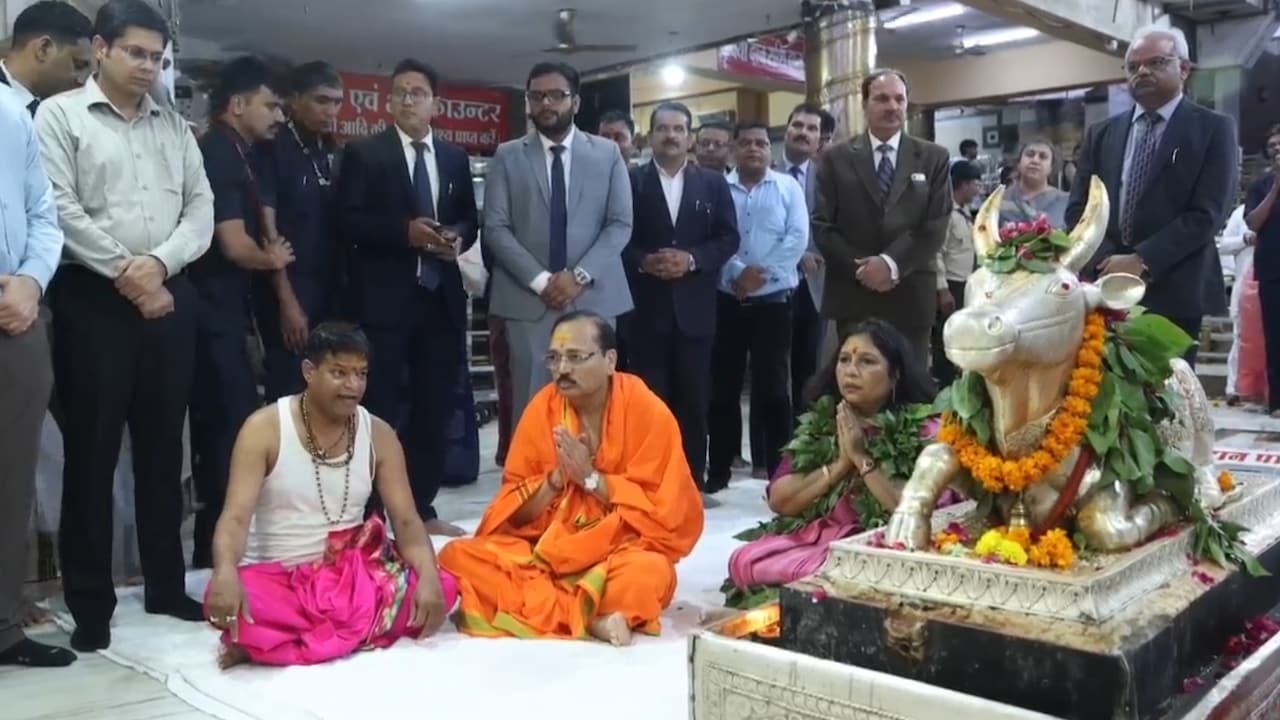Mahakal Darshan: CJI सूर्यकांत और CM मोहन यादव ने महाकाल के दरबार में लगाई हाजिरी, सावन में लिया बाबा का आशीर्वाद