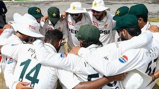 PAK vs ENG: शर्मनाक रिकॉर्ड बनाने में दुनिया की पहली टीम बनी पाकिस्तान, लिस्ट में भारत का भी नाम