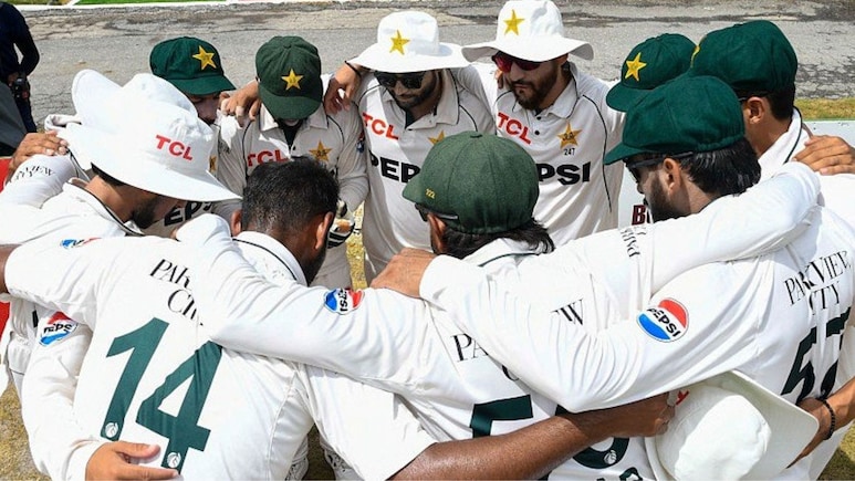 PAK vs ENG: शर्मनाक रिकॉर्ड बनाने में दुनिया की पहली टीम बनी पाकिस्तान, लिस्ट में भारत का भी नाम