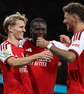 Arsenal Rout Coventry To Open Premier League Season In Style