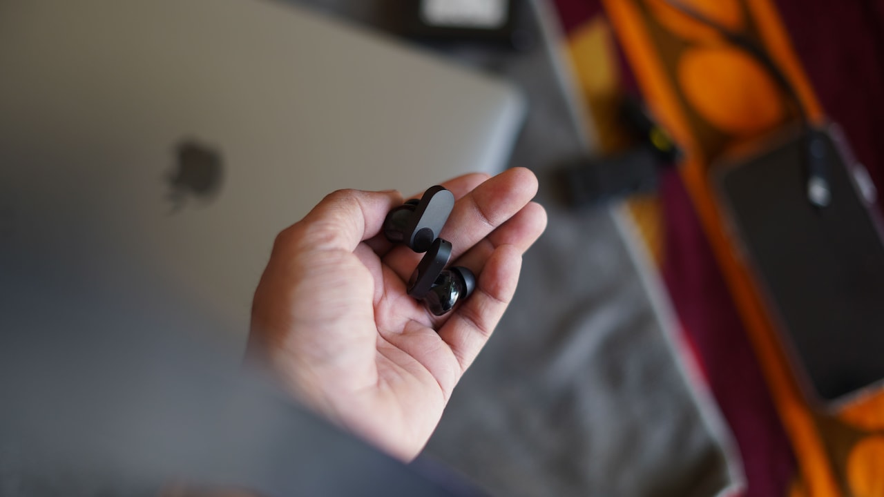 10 Reasons Earbuds Sound Bassier With Different Ear Tips And How To Find The Right Seal