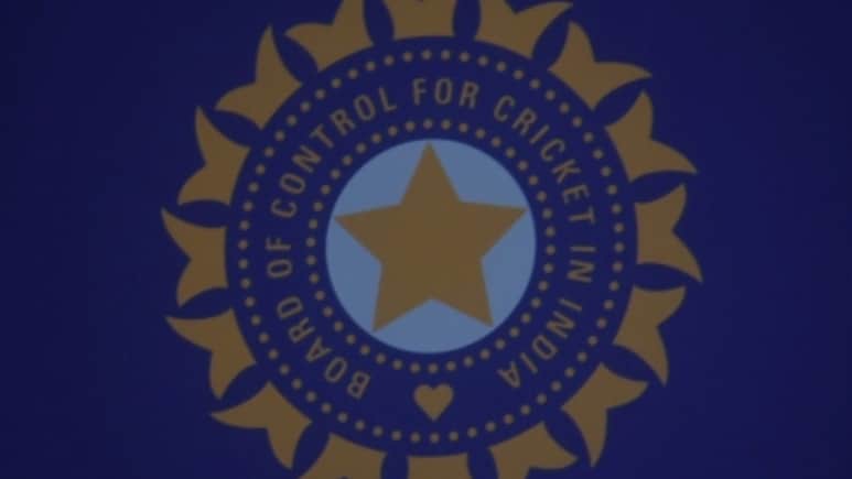 दुनिया के सबसे अमीर क्रिकेट बोर्ड को नहीं मिला टाइटल स्पॉन्सर! BCCI की करोड़ों की डील अटकी