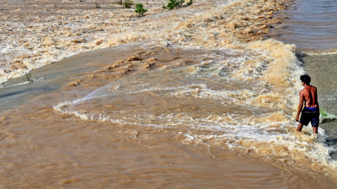 Odisha Floods: Several Districts On high Alert, Excess Water Reaches Cuttack - Top 10 Updates