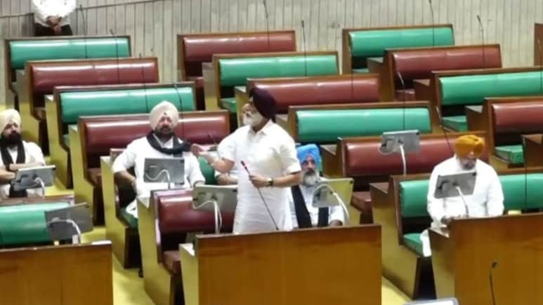 Opposition Corners AAP In Punjab Assembly Over Sacrilege Law Demand