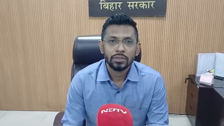 देश में कचरा प्रबंधन पर सुप्रीम कोर्ट सख्त, DM कुमार गौरव बोले-कचरा फैलाने वालों की कर रहे पहचान