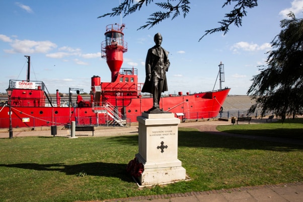 The statue of Sqn Ldr. Mahinder Singh Pujji. Credits: raf.mod.uk The statue of Sqn Ldr. Mahinder Singh Pujji. Credits: raf.mod.uk