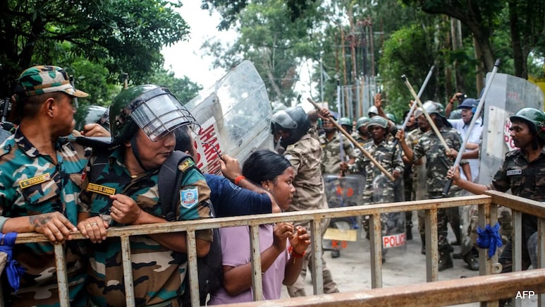 7 Arrested As CID Conducts Raids In Jharkhand Exam Scam' Amid Protest
