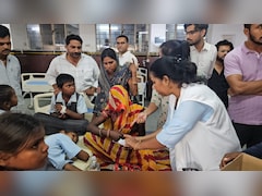 स्कूल में मिड-डे मील में खाने को दी कद्दू की सब्जी, दो दर्जन बच्चे पहुंचे अस्पताल