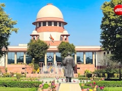 सुप्रीम कोर्ट की सख्त टिप्पणी- पुरुषों का क्लब बन गई हैं बार काउंसिल, महिला वकीलों के लिए बड़ा आदेश
