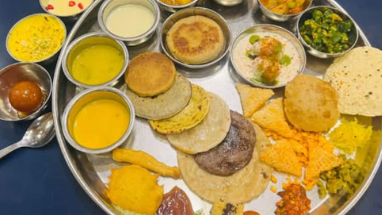 Mumbai's Iconic Shree Thaker Bhojanalay Shut Due To Food Safety Violations? Eatery Clarifies