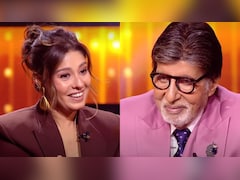 Sunidhi Chauhan Calls Amitabh Bachchan Her 'First Crush', His Reply Leaves The Singer Blushing