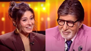 Sunidhi Chauhan Calls Amitabh Bachchan Her 'First Crush', His Reply Leaves The Singer Blushing