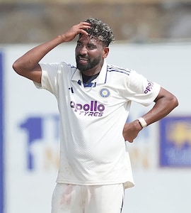 Mohammad Sirajs Throw Almost Hits Umpire. Ravindra Jadejas Reaction Cant Be Missed - Watch