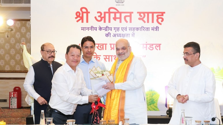 Amit Shah Vows Permanent Political Settlement For Bengal's Darjeeling Hills