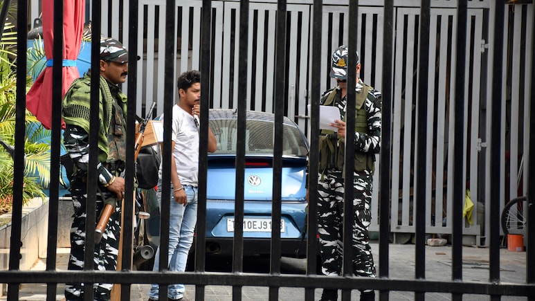 Raids In Delhi On Builders Who Trapped Homebuyers In "No EMI Till Possession" Scheme