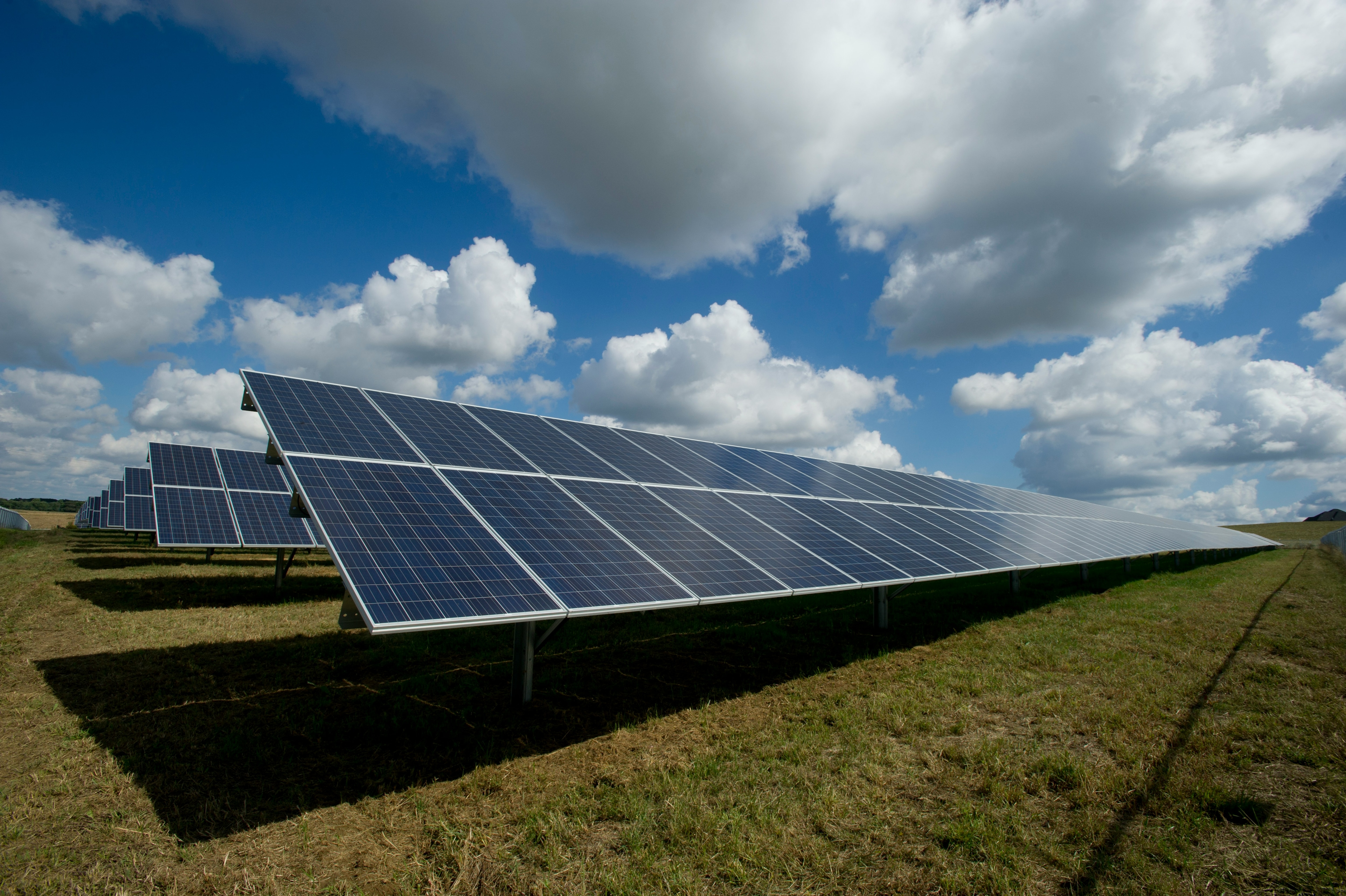 India’s Polysilicon Push: Inside Centre’s Plan To Cut China Solar Dependence India’s Polysilicon Push: Inside Centre’s Plan To Cut China Solar Dependence