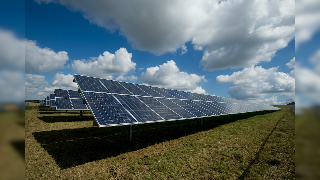 Government Weighs PLI Push For Polysilicon To Boost Solar Manufacturing