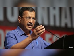 केजरीवाल को SIR की नोटिस,  पत्नी, बेटे और माता-पिता समेत परिवार के 5 सदस्य भी Unmapped कैटगरी में
