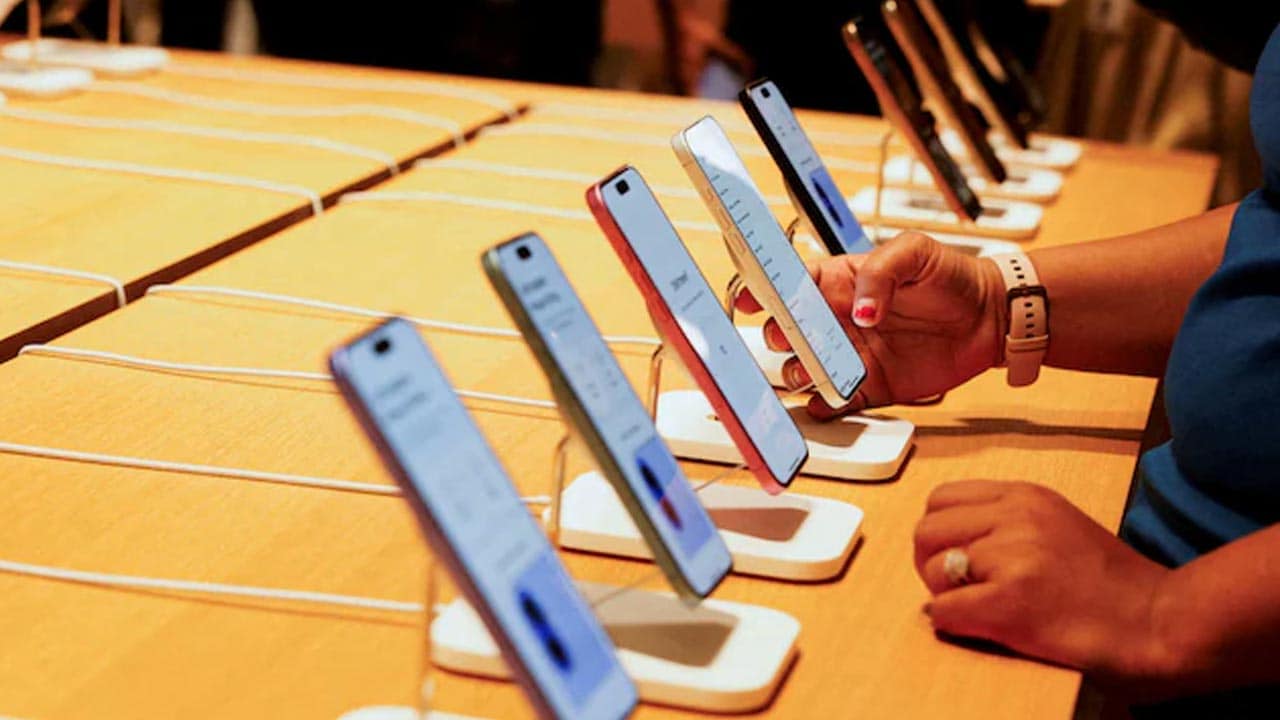 Why Are iPhone Sales Surging In India?