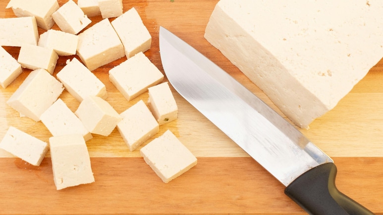Before Raksha Bandhan, 300 Kg Of 'Unfit' Paneer Seized And Destroyed In Noida