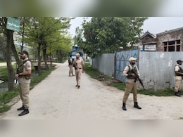 After Recent Terror Attacks, Cops Raid 26 Locations In J&K's Sopore