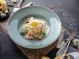 Why Edible Decorations Are Becoming The Stars Of Modern Plates
