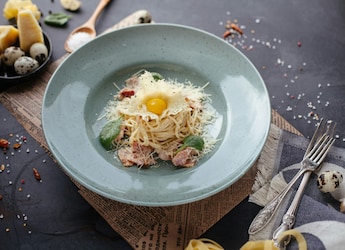 Why Edible Decorations Are Becoming The Stars Of Modern Plates Why Edible Decorations Are Becoming The Stars Of Modern Plates