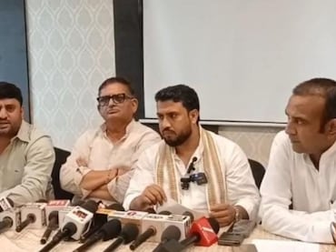 नगर न&zwj;िकाय चुनाव: कांग्रेस ने बाड़मेर में 40 और भिवाड़ी में 28 प्रत्&zwj;याश&zwj;ियों की सूची जारी की