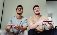Man Mourns Gaming Buddy Of 20 Years, Leaves Heartfelt Tribute: 'I'm Crushed'