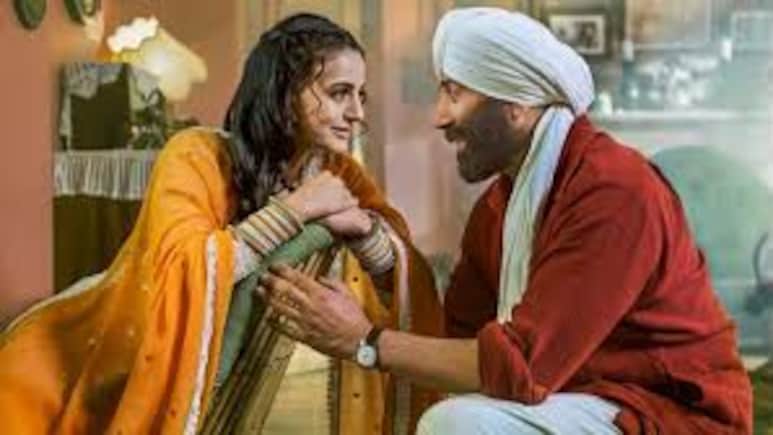 'You Are A Saviour': Ameesha Patel To Dearest Tara AKA Sunny Deol After Watching <i>Batwara 1947</i>