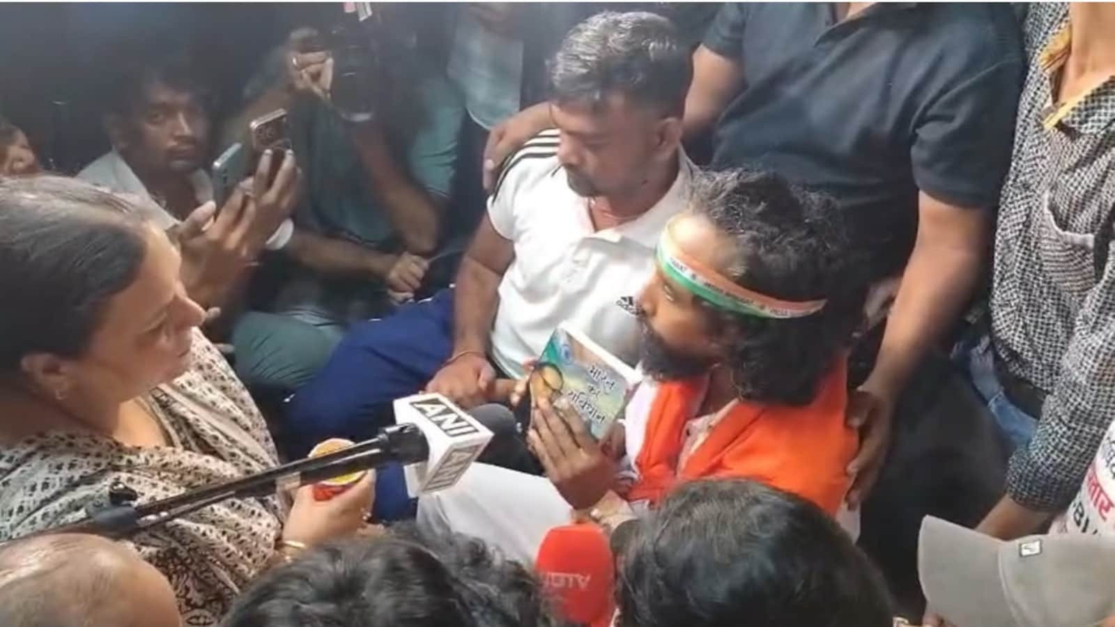 Jharkhand student leader ends hunger strike after exams cancelled