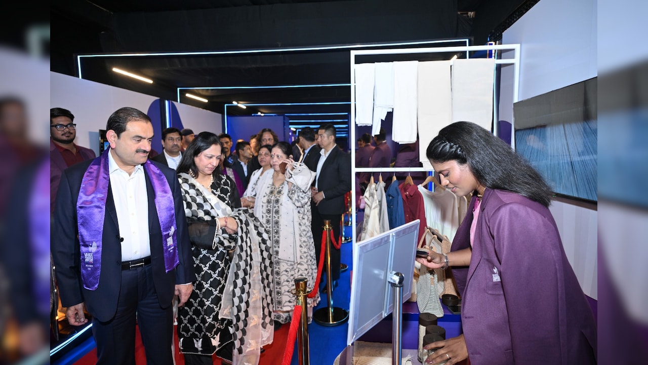 Top 10 Innovators Honoured At Vande Bharatam Grand Finale