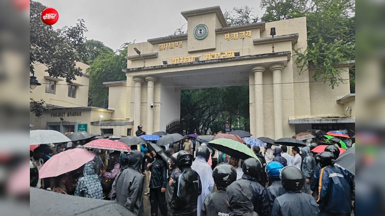 'इससे अच्छा सरकार हमें गोली मार दे'... JSSC CGL रद्द होने बोले पास होने वाले अभ्यर्थी