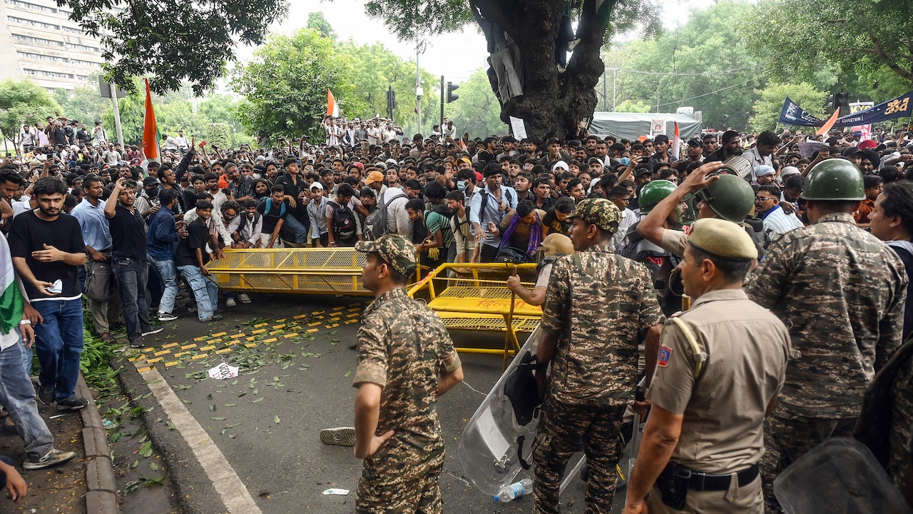 Protesters during the march against the alleged NEET paper leak from Jantar Mantar to Parliament House on July 20