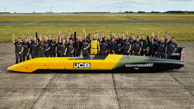 653 Kmph! JCB Hydromax Smashes Hydrogen Land Speed Record