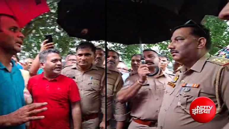 48 घंटे से पानी नहीं; ग्रेटर नोएडा वेस्ट में निवासियों का प्रदर्शन, सड़क जाम कर सोसाइटी में किया हंगामा
