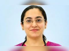 डॉक्टर की फीस से बचने के लिए पति-पत्नी ने भिड़ाया ऐसा जुगाड़, सोशल मीडिया पर हंस-हंसकर लोटपोट हुए लोग