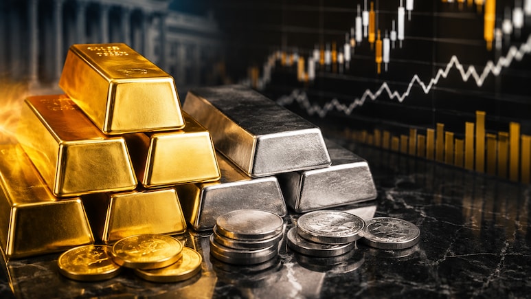 Gold Trading Strategy: Rs 1.66 Lakh In Sight? MCX Traders Eye Key Price Levels Amid 'Bullish' Outlook