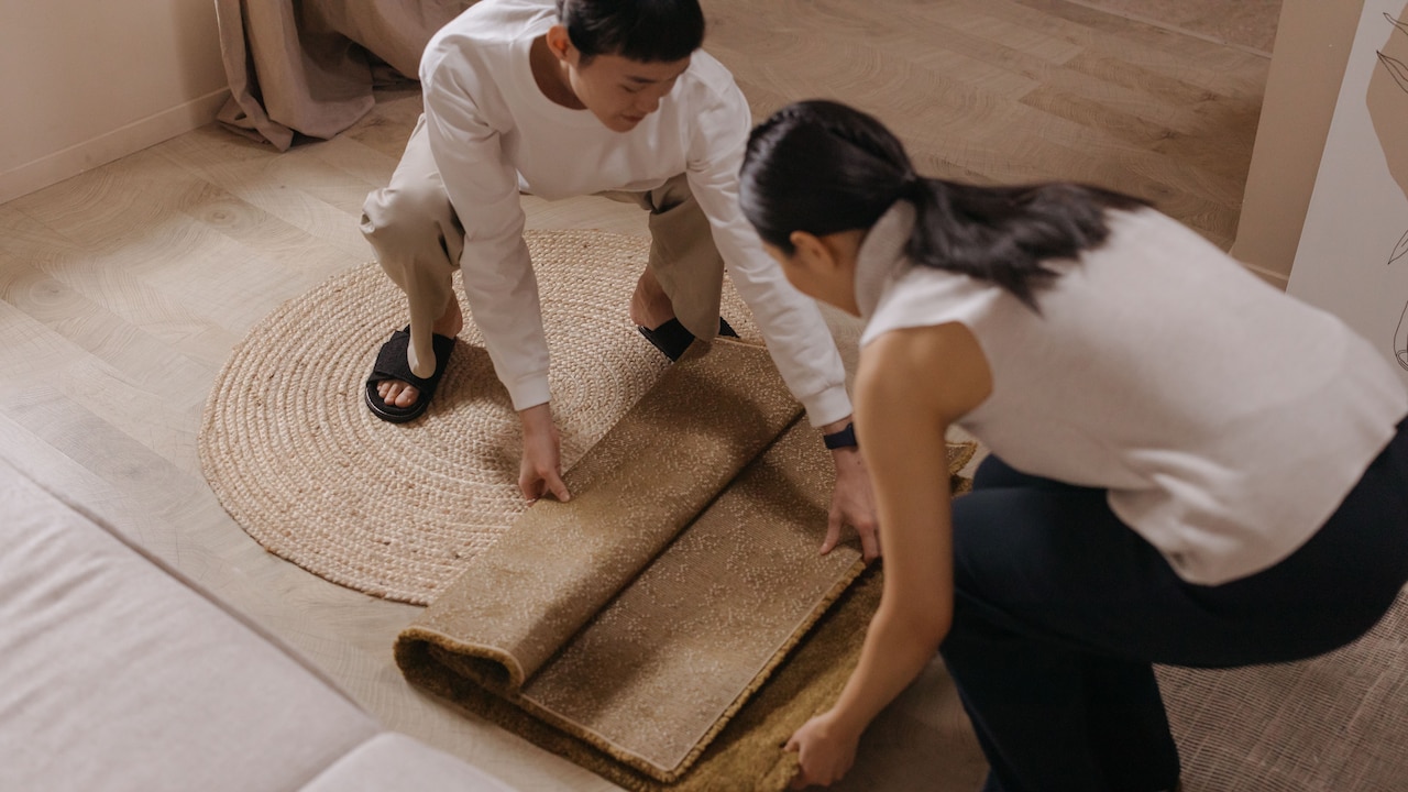 10 Reasons Rug Corners Curl And How To Make Them Lie Flat Again
