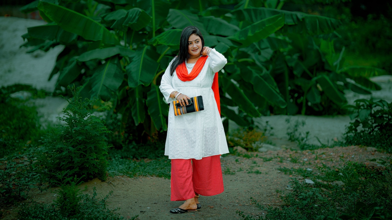 10 Reasons Kurta Necklines Stretch Out After Repeated Washing And How To Preserve Their Shape 10 Reasons Kurta Necklines Stretch Out After Repeated Washing And How To Preserve Their Shape