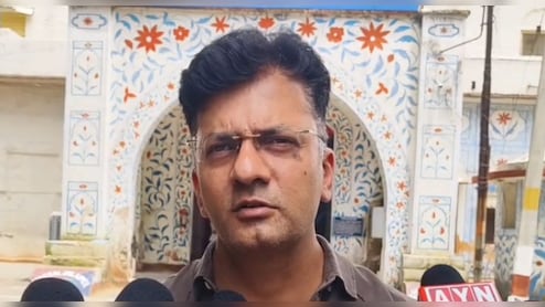 अजमेर जेल में महफ&zwj;िल! कैदी का जेल से वीड&zwj;ियो कॉल पर बात करने का वीड&zwj;ियो वायरल, जेलर की म&zwj;िलीभगत का आरोप &nbsp;