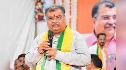 'SIR' विरोधावरून भाजप प्रदेशाध्यक्ष रविंद्र चव्हाण आक्रमक! ठाकरे बंधूंच्या 'गर्जना मोर्चा'वर पलटवार