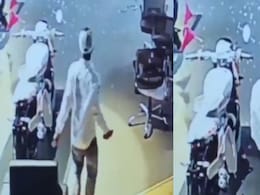 'Lungi Dance', Bath, Coffee: Thief Chills In Showroom For Hours, Steals Rs 5-Lakh Bike