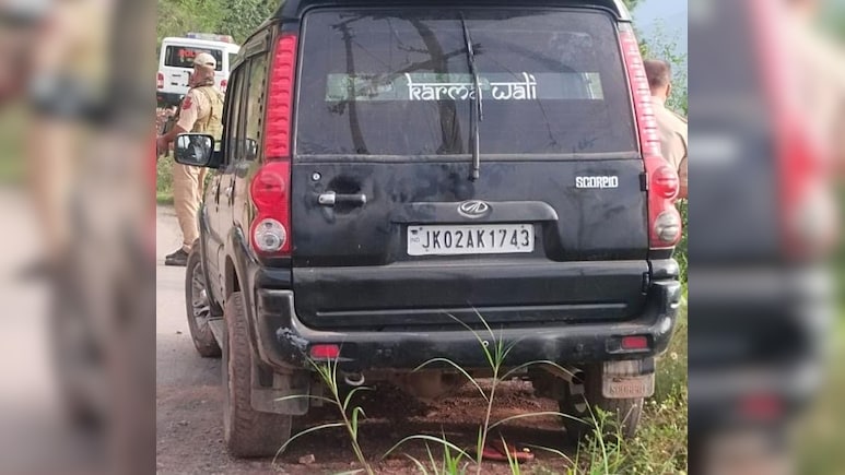 SUV Breaches Police Check Post In J&K's Ramban, Security Alert Sounded