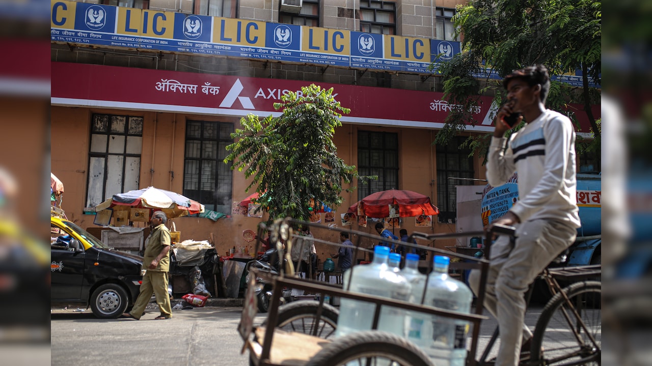 Bankers Kept In Dark On LIC's Unusually Fast $3.3 Billion Deal