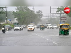 दिल्ली में तड़पाने वाली उमस के बाद अचानक क्यों होने लगी भीषण बारिश, IMD ने बताई वजह