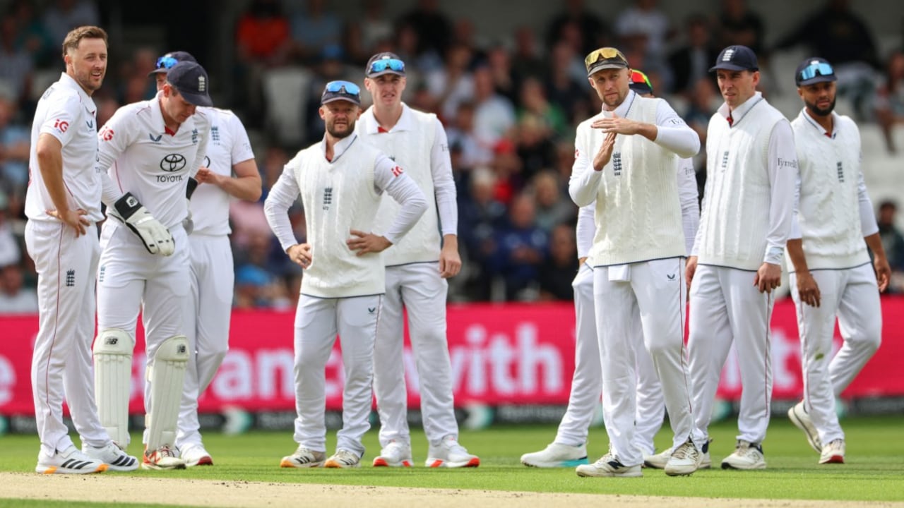 England vs Pakistan, 1st Test Day 1 Live Score Updates: Pakistan Struggling After Rain Interruption