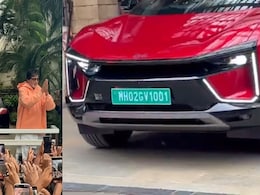 After Defender Octa, Amitabh Bachchan Seen Driving Mahindra BE 6: Video