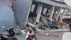Indonesia's 7.7 Quake Kills 47 In Flores; Thousands Flee As Rescue Efforts Intensify