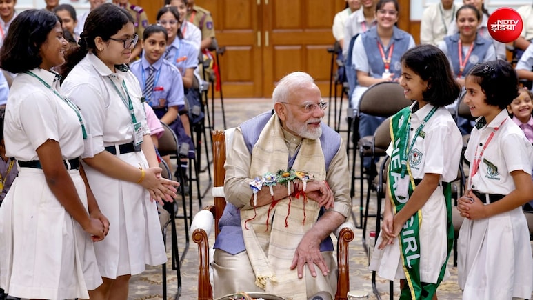 अमित मालवीय हटे तो सोशल मीडिया पर बदली भाजपा की रणनीति? दिमागी नक्सल से पितृसत्ता तक निशाने पर कांग्रेस